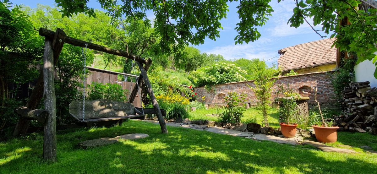 Grădina cu zone de relaxare