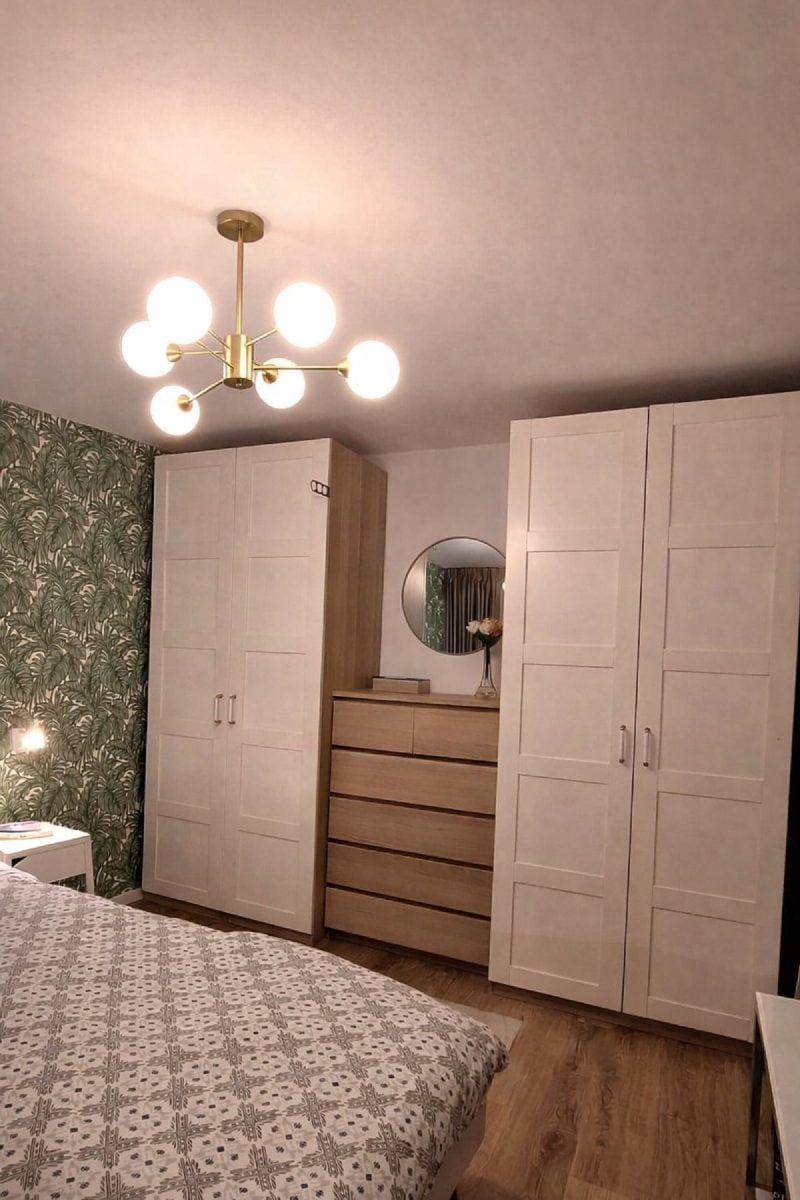 Dormitor matrimonial - spații depozitare