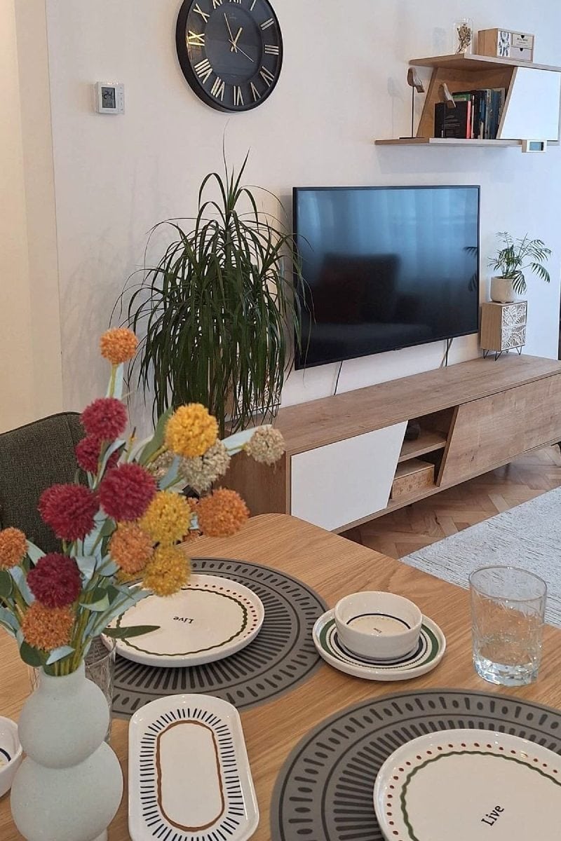 Living și loc de luat masa