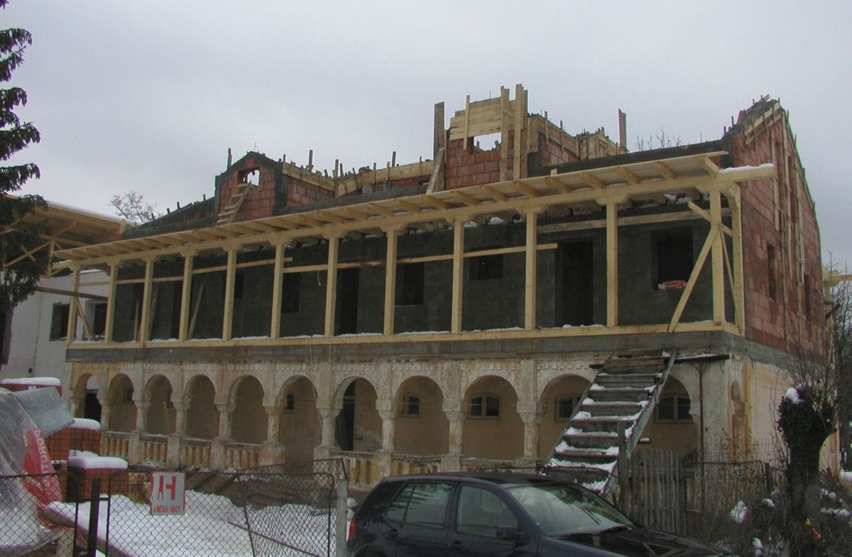 Lucrări reabilitare la Hanul Vatra
